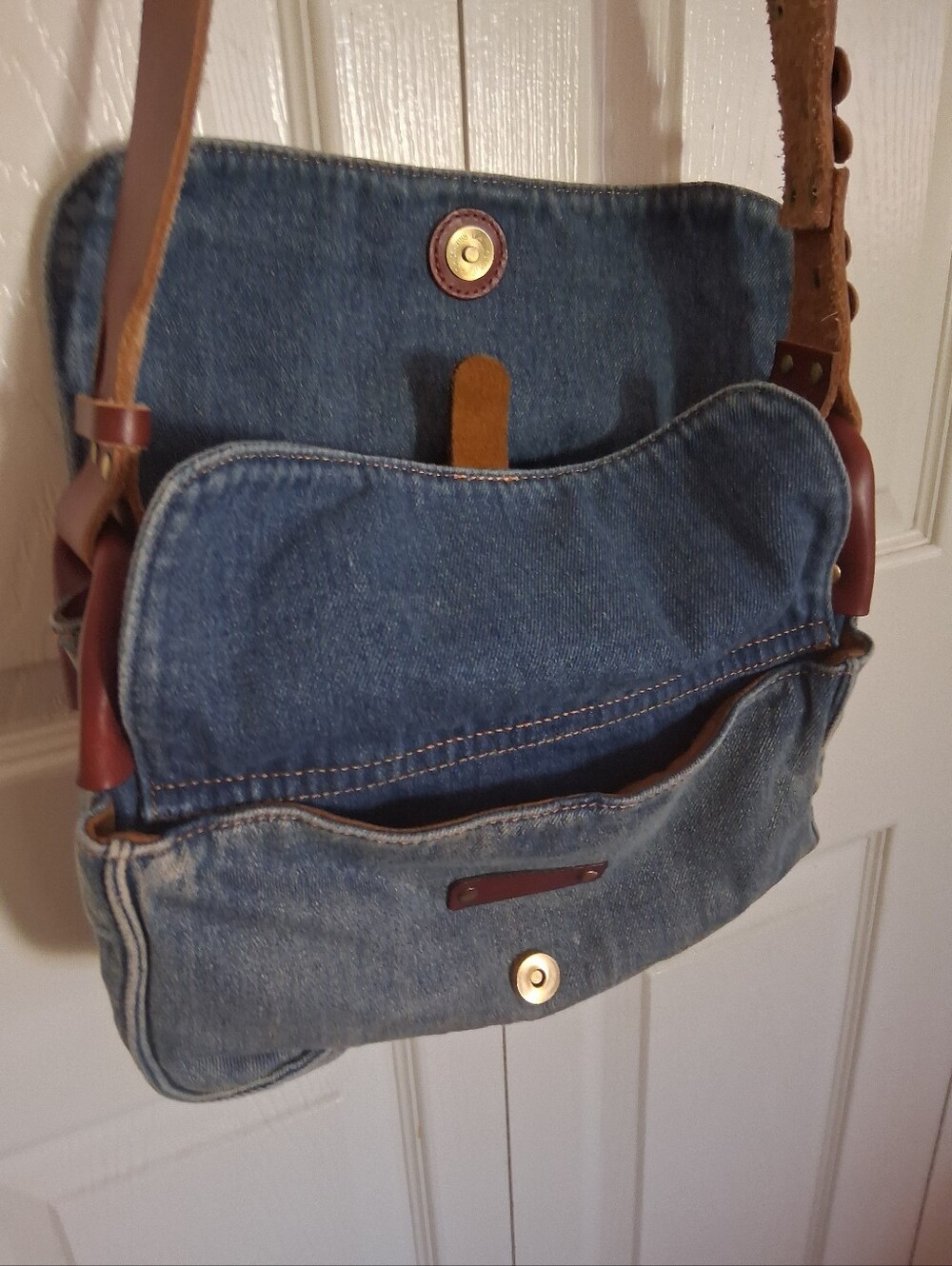 Patricia Nash Leather Denim patchwork , cross body or shoulder. - Picture 6 of 9